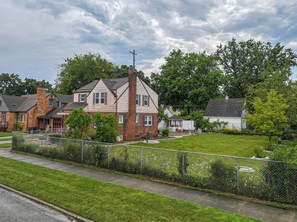 1018 Lafayette St, Flint, MI 48503