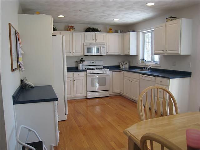 2nd image of 53 River St APT 303