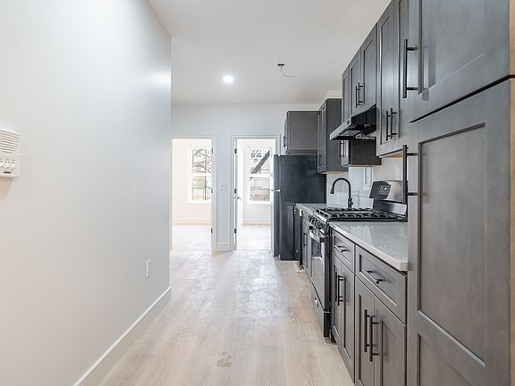 5th image of 1851 Park Pl Floor 2