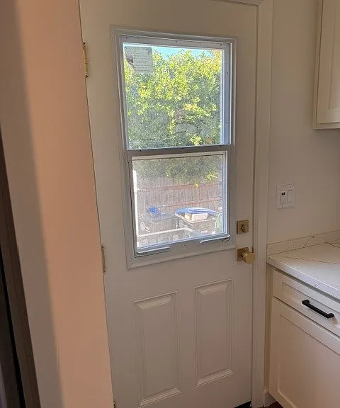 1351 Virginia Ave — Photo 29