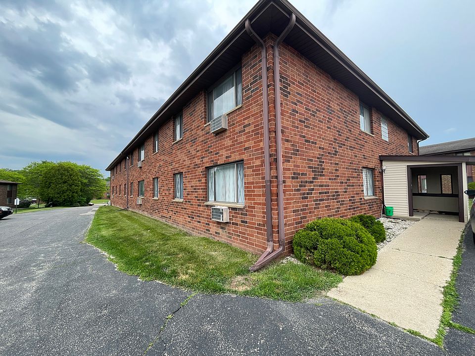 Rear Entry Exterior
