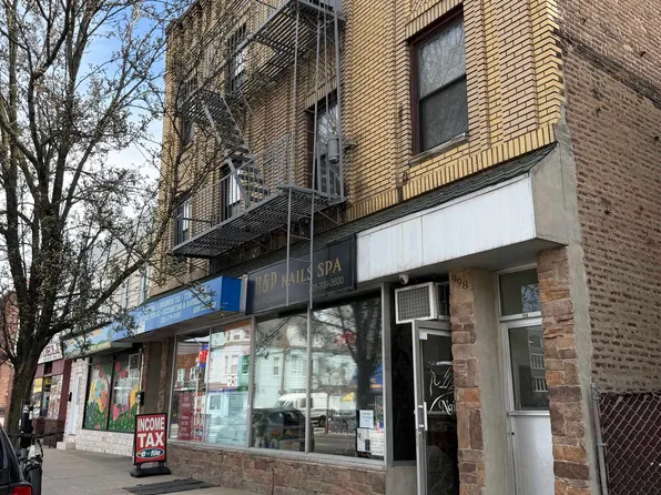 998 Broadway image 1 of 14