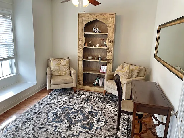 208 Clouter Creek Dr — Photo 10