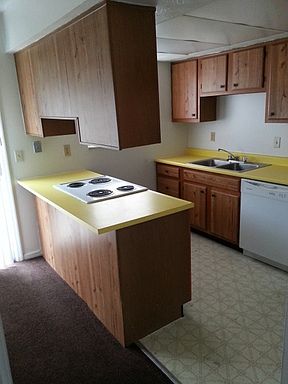 2nd image of 965 Taylorsview Dr