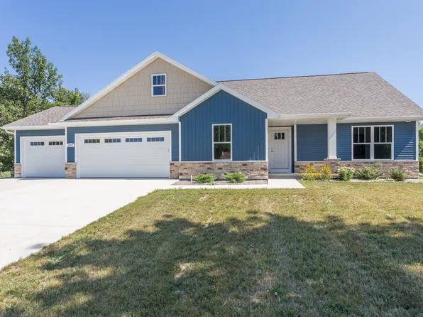 2871 Manitowoc Rd, Green Bay, WI 54311