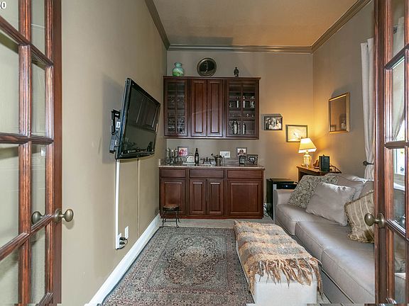 5th image of 22300 SW Oak Hill Ln
