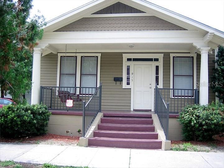 1st image of 915 E 17th Ave