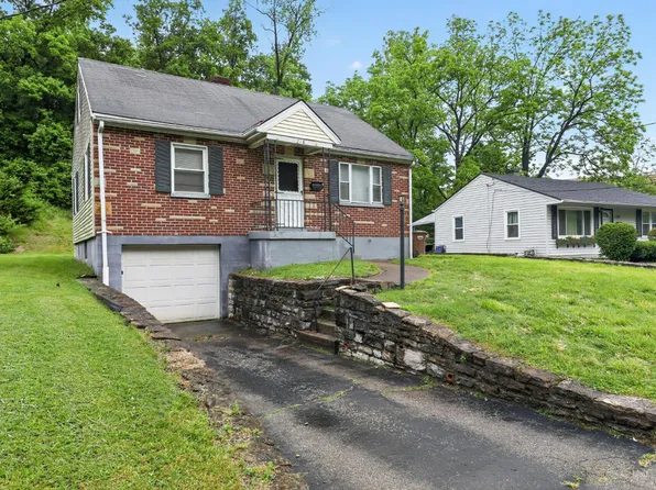 218 Ridgeway Rd, Cincinnati, OH 45216