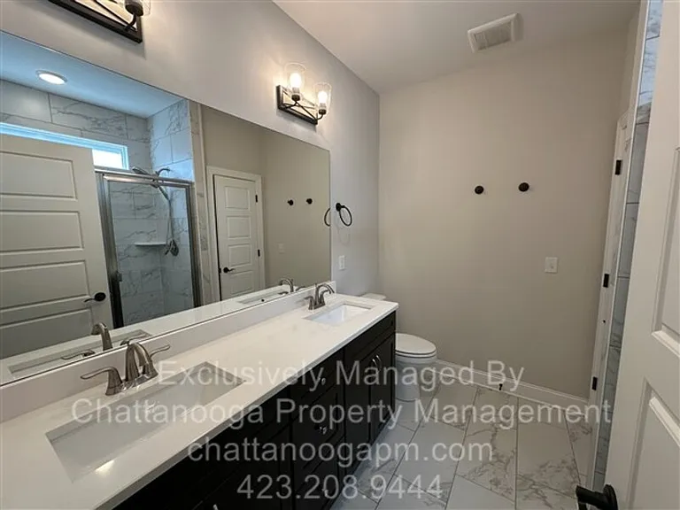 1526 Bowtie Rd — Photo 18