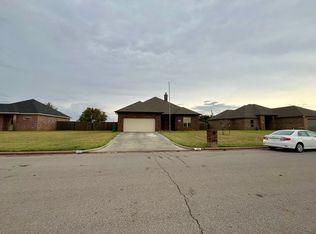1409 Danberry St, Burkburnett, TX 76354