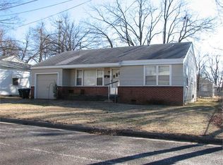 306 W Lindberg St, Springfield, MO 65807