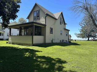 406 Broadway St, Linn Grove, IA 51033