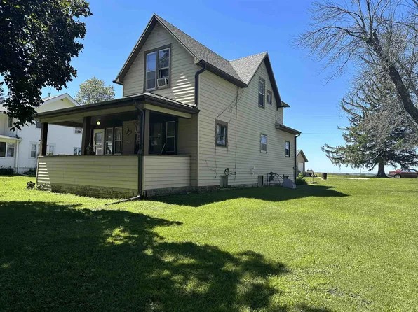 406 Broadway St, Linn Grove, IA 51033