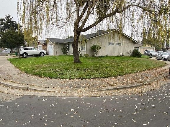 2nd image of 9323 Cherbourg Way