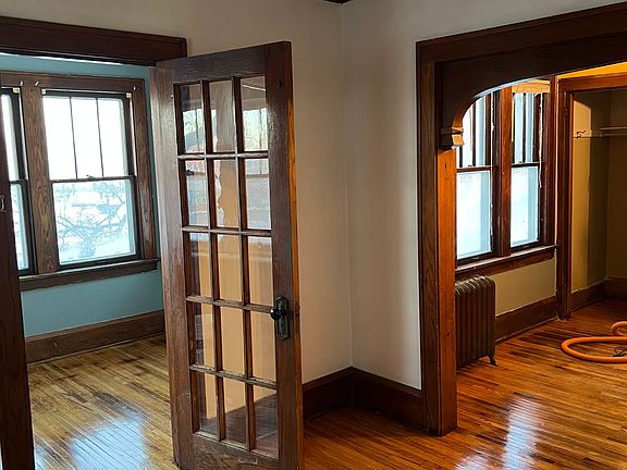 5th image of 615 Snelling Ave N #2