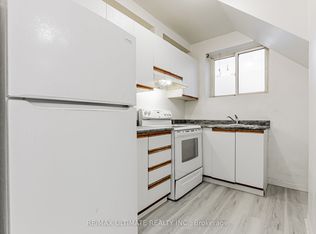 996 Queen St E #4, Toronto, ON