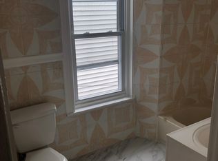 2010 Kutztown Rd, Reading, PA 19605