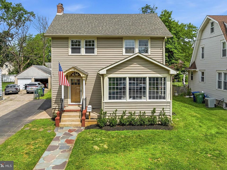1st image of 118 Leconey Cir