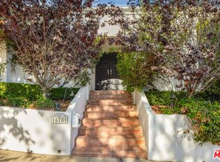 16781 Bollinger Dr, Pacific Palisades, CA 90272