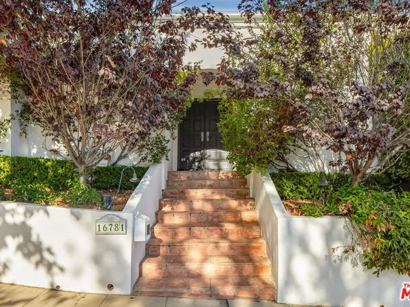 16781 Bollinger Dr, Pacific Palisades, CA 90272