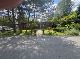 1 Babington Ct, Toronto, ON M9A1J7