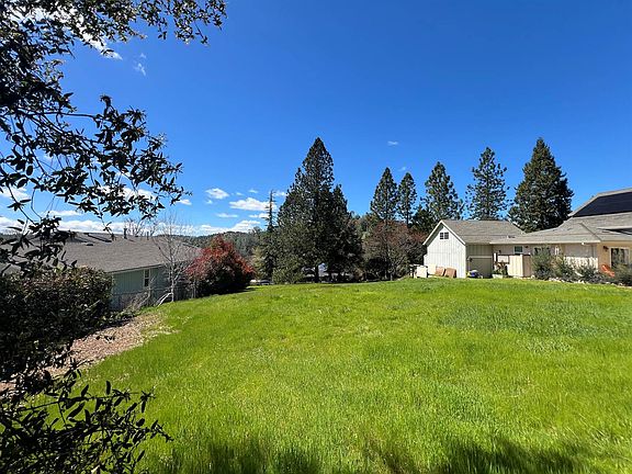 3rd image of 338 Wyldewood Dr