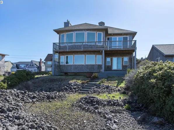 2390 Ocean Vista Dr, Seaside, OR 97138