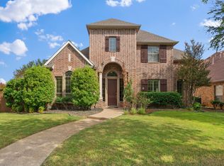 2241 Magic Mantle Dr, The Colony, TX 75056