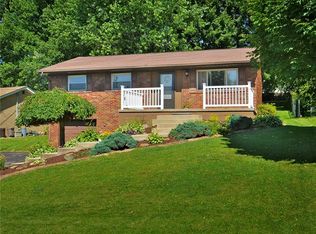 11 Brenda Ave, Jeannette, PA 15644