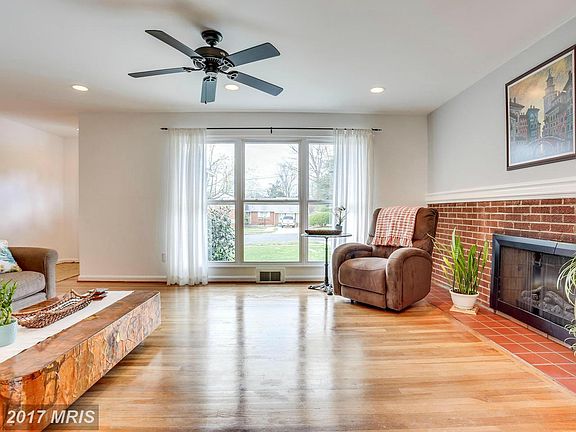 4th image of 6911 Essex Ave