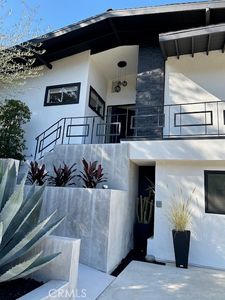 22313 Macfarlane Dr, Woodland Hills, CA, 91364