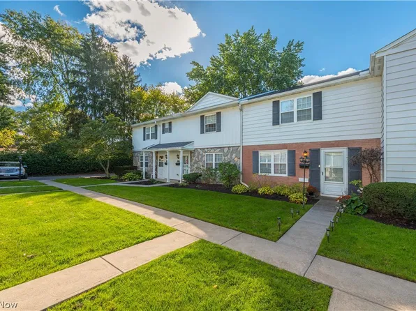 19672 Lorain Rd #30, Fairview Park, OH 44126