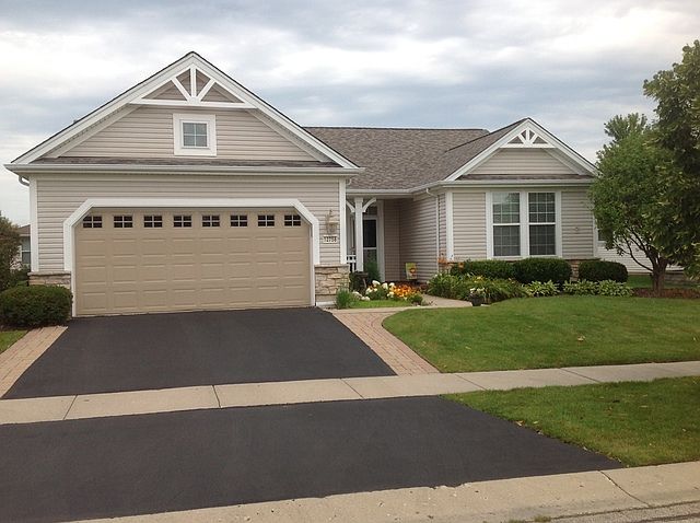 1st image of 12758 Riverview Ct