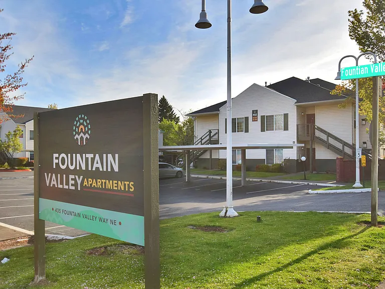 Fountain Valley Apartments — Photo 16