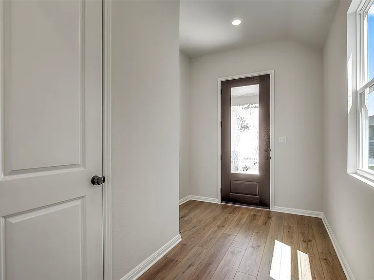 240 Denali Way — Photo 5