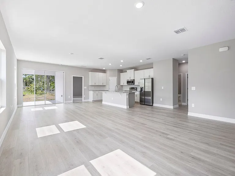 495 Harrison St SW — Photo 18