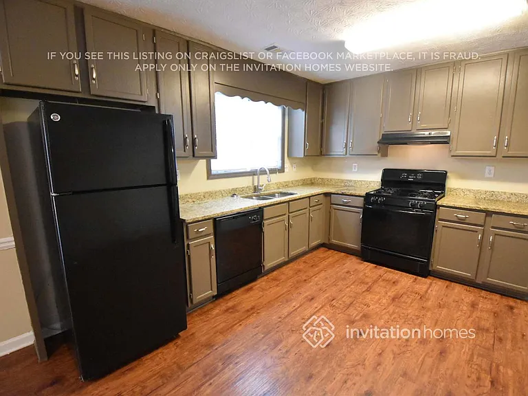 2795A Coventry Grn SE — Photo 6