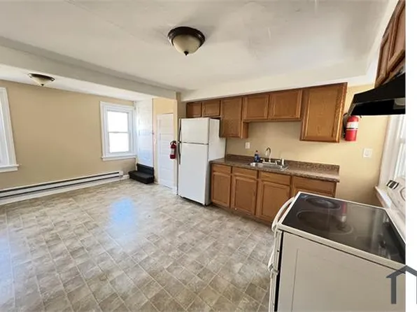 544 Cherry St Floor 2, Norristown, PA 19401