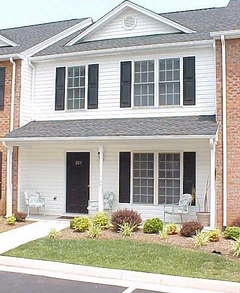 1st image of 209 Northwynd Cir