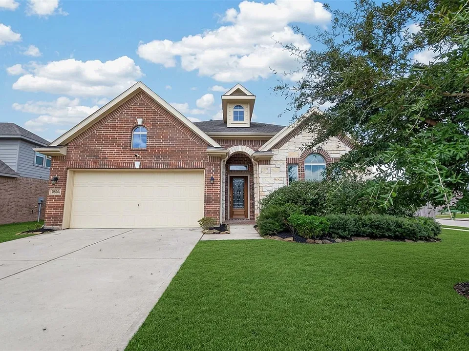 18590 Legend Oaks Dr