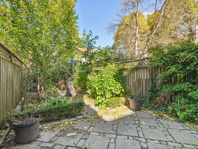 88 Asquith Ave — Photo 36