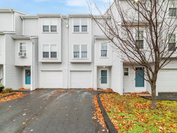 64 Deerwood Lane #10, Waterbury, CT 06704