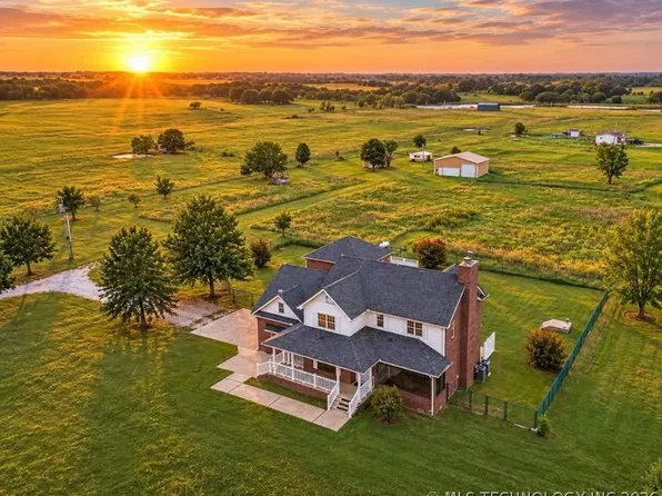 18880 S 270th Rd, Morris, OK 74445