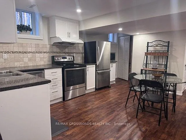 61 Silverbirch Pl — Photo 25