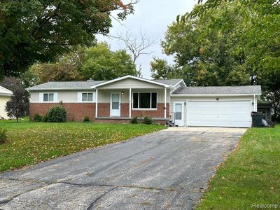 3192 Eastgate St, Burton, MI, 48519