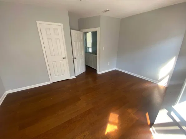 (undisclosed Address), Newark, NJ 07103