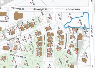 6 Honeysuckle Dr, Nantucket, MA 02554