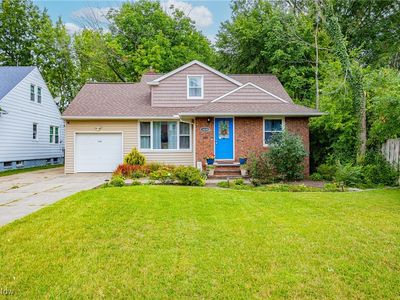 14285 Cedar Rd, South Euclid, OH, 44121