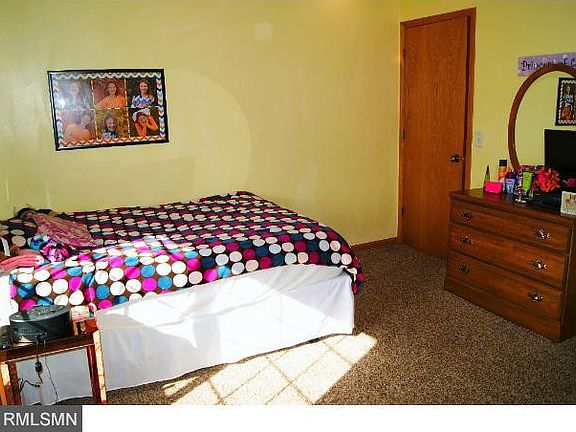 5th image of 713 Frontier Dr