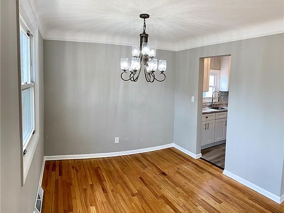 4th image of 11440 Ronald Dr